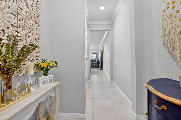 Palm Springs, FL 33406,2362 Byron ST