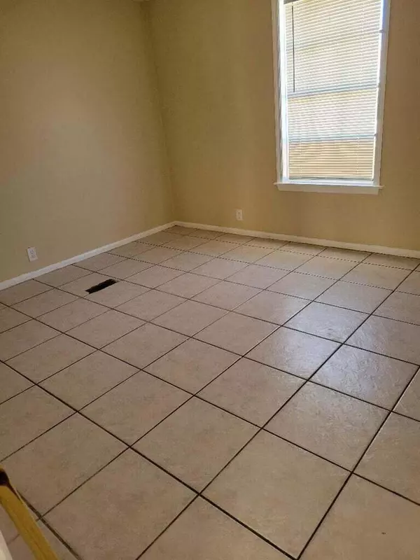 Riviera Beach, FL 33404,1488 W 31st ST