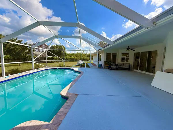 Loxahatchee, FL 33470,17477 N 69th ST