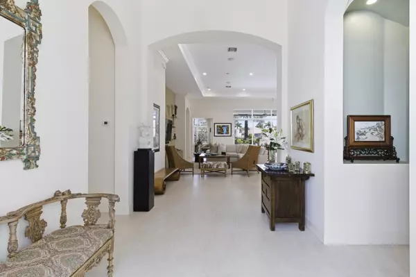 Palm Beach Gardens, FL 33418,122 Siesta WAY