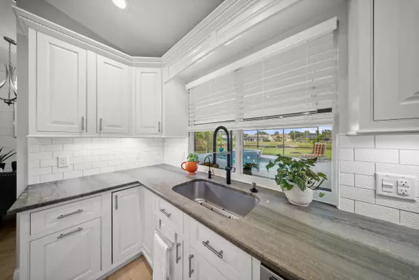 Port Saint Lucie, FL 34983,5452 NW Empress CIR