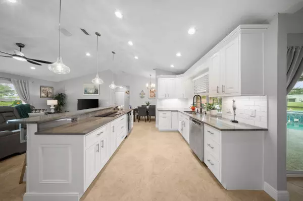 Port Saint Lucie, FL 34983,5452 NW Empress CIR