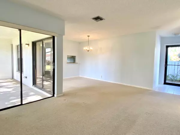 Greenacres, FL 33463,6117 Woodlake BLVD