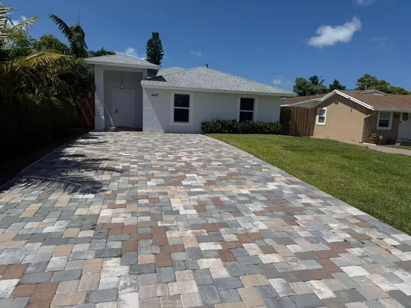 4147 Success ST, West Palm Beach, FL 33406