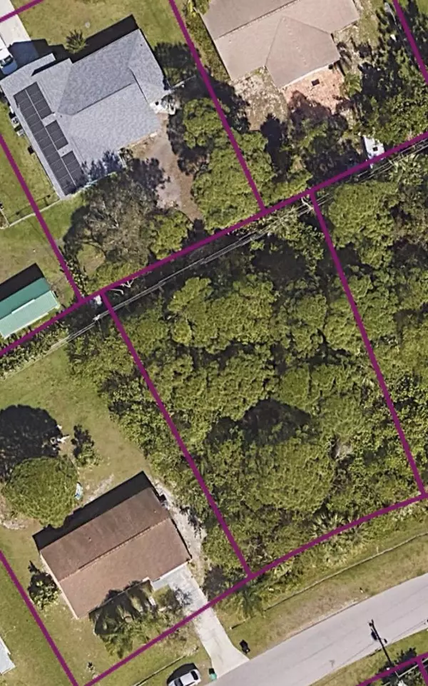 Port Saint Lucie, FL 34952,1843 SE Buttonwood DR