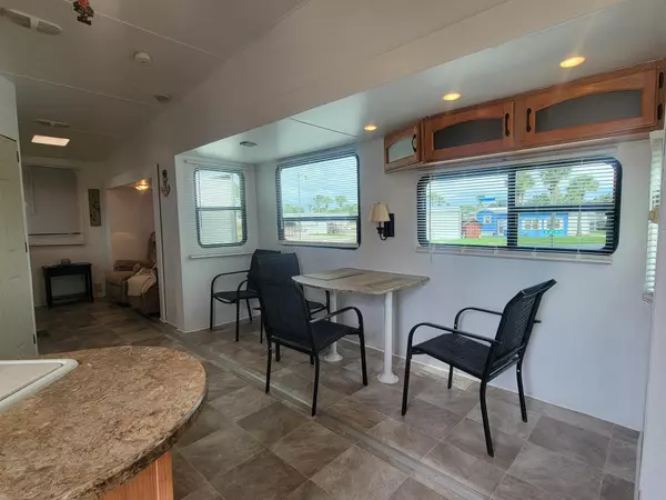 Okeechobee, FL 34974,6571 SE 55th LN