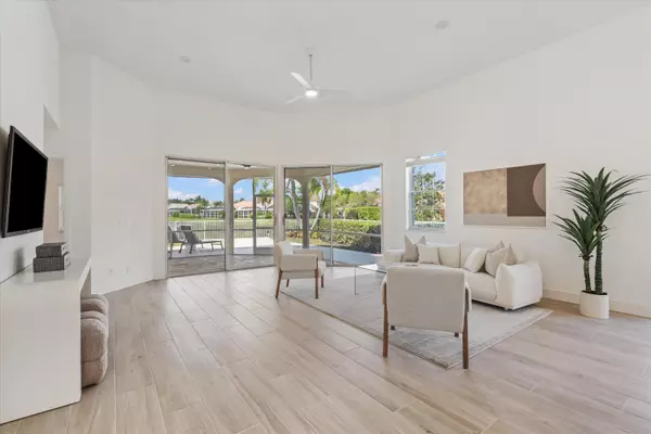 Palm Beach Gardens, FL 33418,124 Eagleton LN