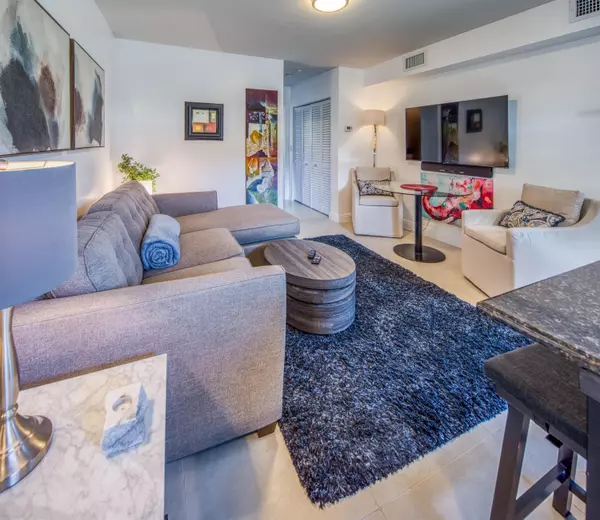 Lake Worth Beach, FL 33460,1331 N N ST House & Guest