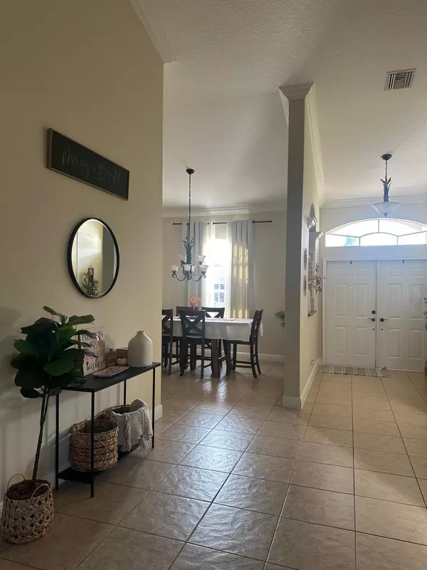 Port Saint Lucie, FL 34953,2347 SW Kent CIR