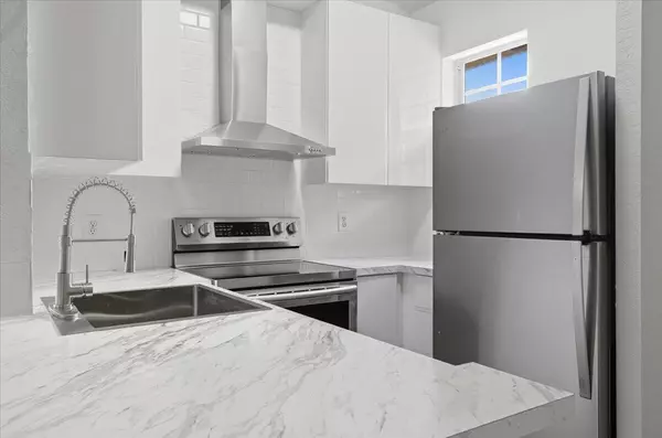 Davie, FL 33314,6149 Garden CT