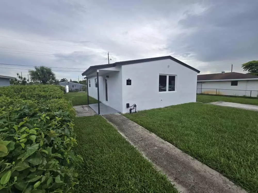 Riviera Beach, FL 33404,1151 W 4th ST