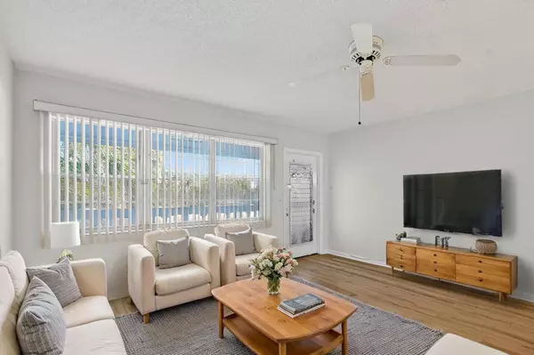 Deerfield Beach, FL 33442,16 Westbury A 16