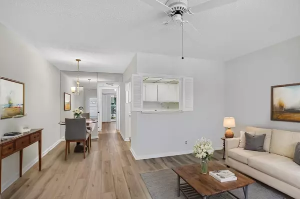 Deerfield Beach, FL 33442,16 Westbury A 16