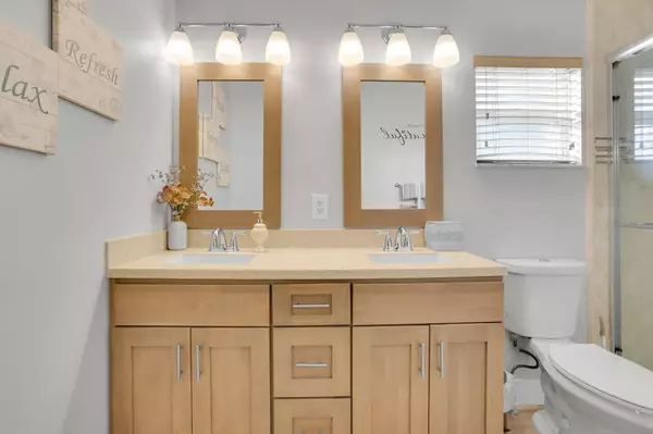 4921 Palmbrooke CIR, West Palm Beach, FL 33417