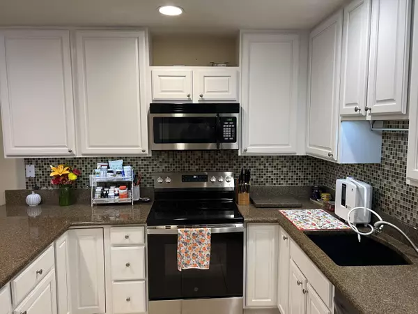 Fort Pierce, FL 34950,1473 Captains WALK B