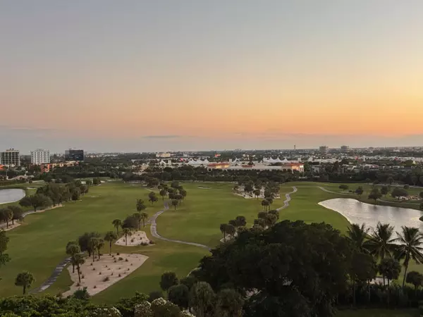 West Palm Beach, FL 33401,2425 Presidential WAY 1206