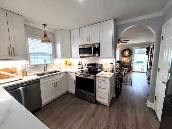 Fort Pierce, FL 34982,3332 N Park DR