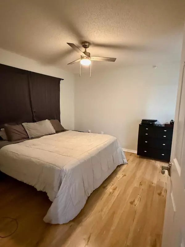 Jensen Beach, FL 34957,3690 NW Mediterranean LN 305