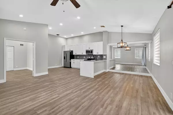 Deerfield Beach, FL 33064,851 NW 42nd PL