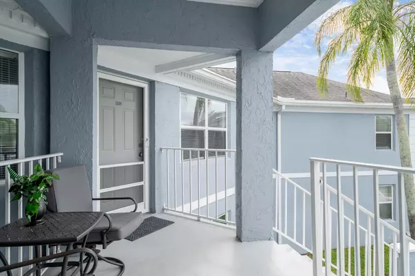 Stuart, FL 34994,3254 SE Aster LN J238