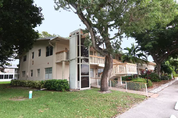 29 Richmond D, Deerfield Beach, FL 33442