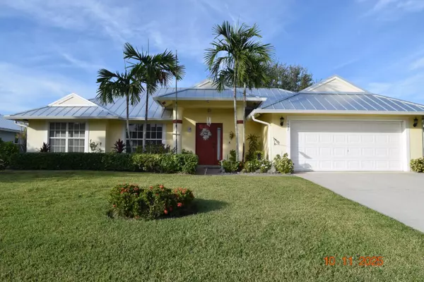 1657 SW Duclair AVE, Port Saint Lucie, FL 34953