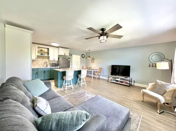 West Palm Beach, FL 33417,359 Norwich O