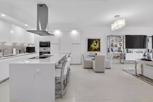 Boca Raton, FL 33434,20155 Boca West DR C205