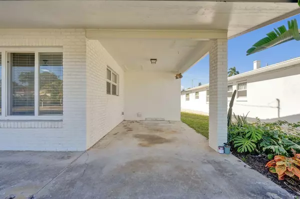 Lake Worth Beach, FL 33460,1625 N M ST