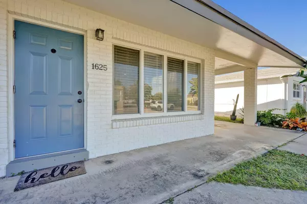 Lake Worth Beach, FL 33460,1625 N M ST