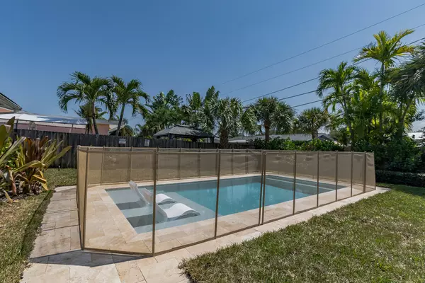 Tequesta, FL 33469,47 Ridgewood CIR