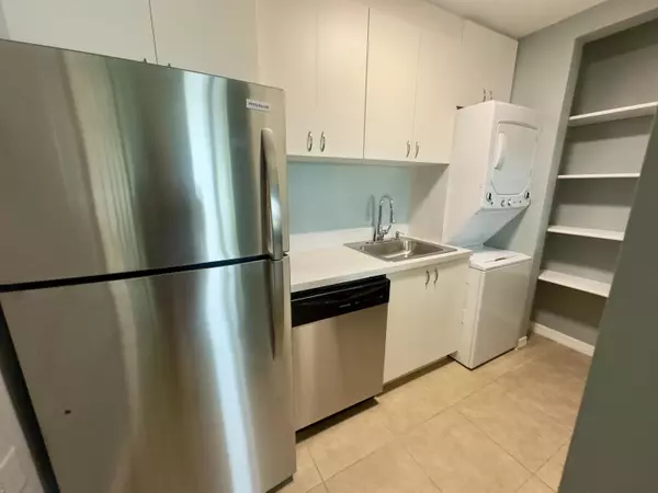 Merritt Island, FL 32952,225 S Tropical TRL 414