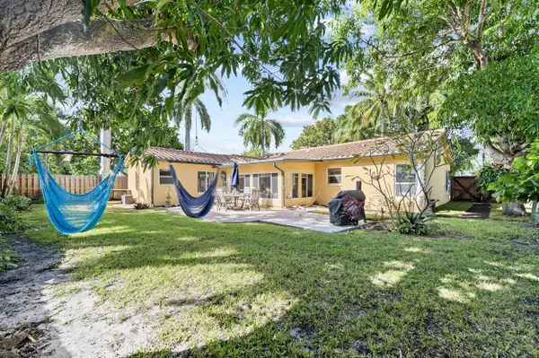 Lake Worth Beach, FL 33460,225 Cornell DR