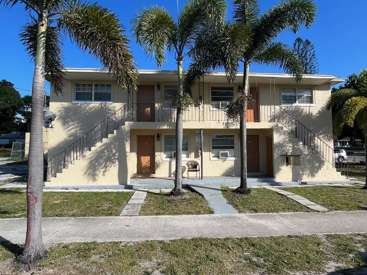West Palm Beach, FL 33401,800 Douglass AVE 4