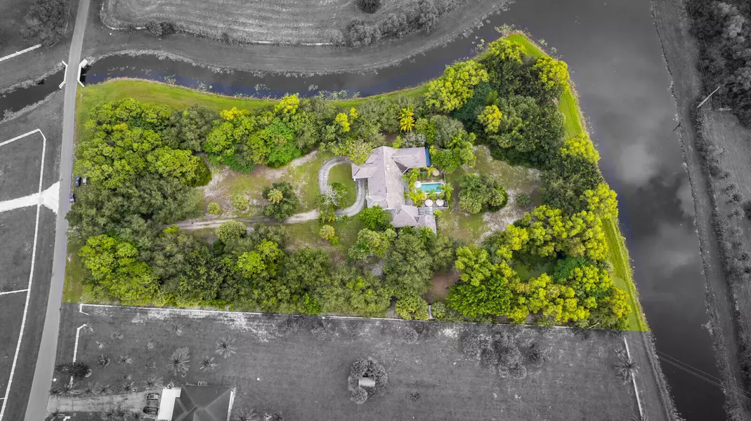 17776 Shetland LN, Loxahatchee, FL 33470