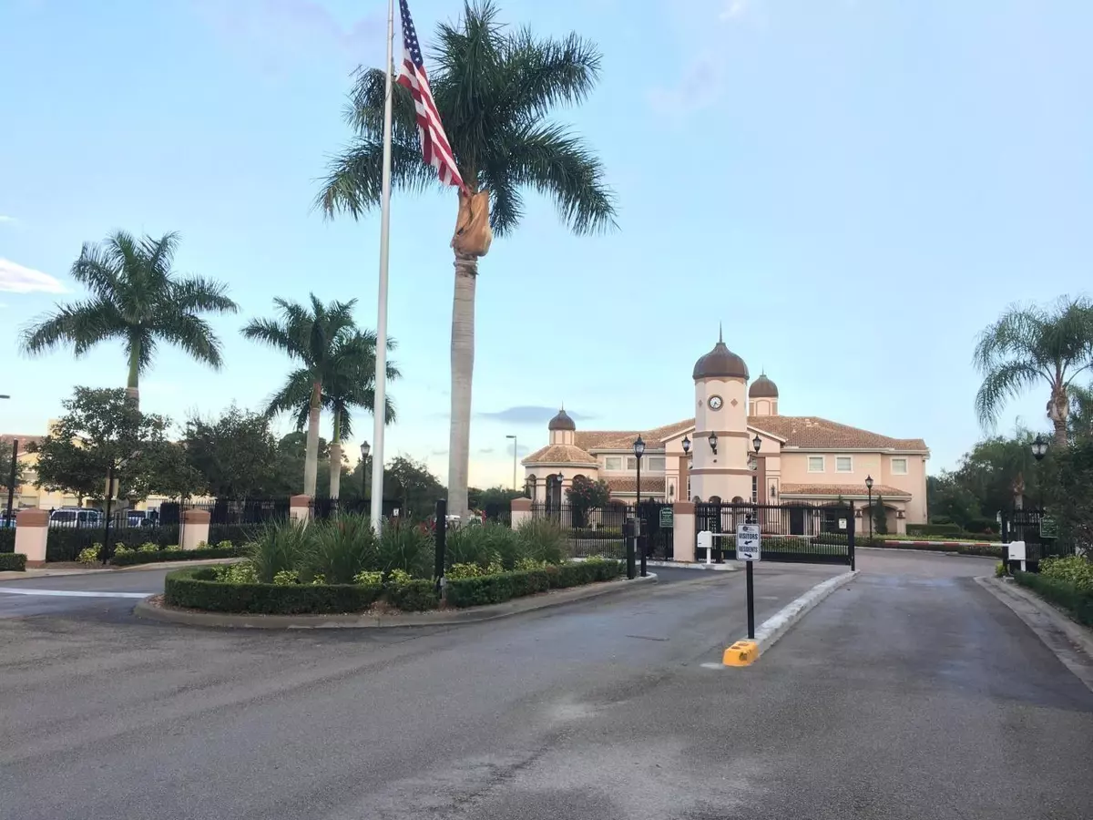 Port Saint Lucie, FL 34986,152 SW Peacock BLVD 27205