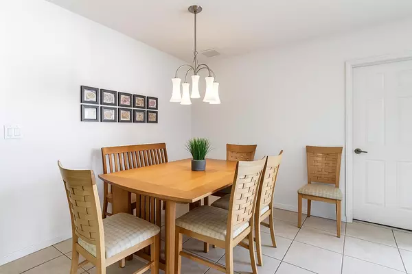 West Palm Beach, FL 33411,3381 Commodore CT