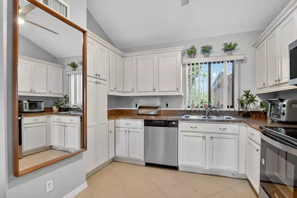 Boca Raton, FL 33432,50 SE 12th ST 2350