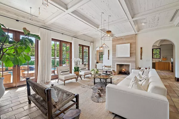 Palm Beach, FL 33480,234 Ridgeview DR