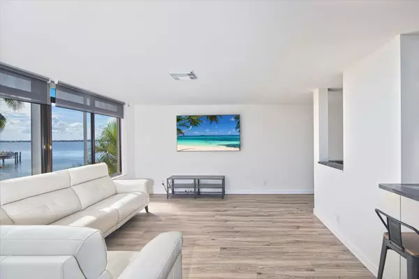 Stuart, FL 34996,2370 NE Ocean BLVD A201