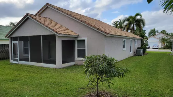 Wellington, FL 33414,1651 Oak Berry CIR