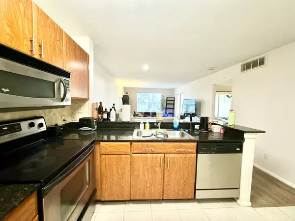 Delray Beach, FL 33445,1865 Palm Cove BLVD 9-102