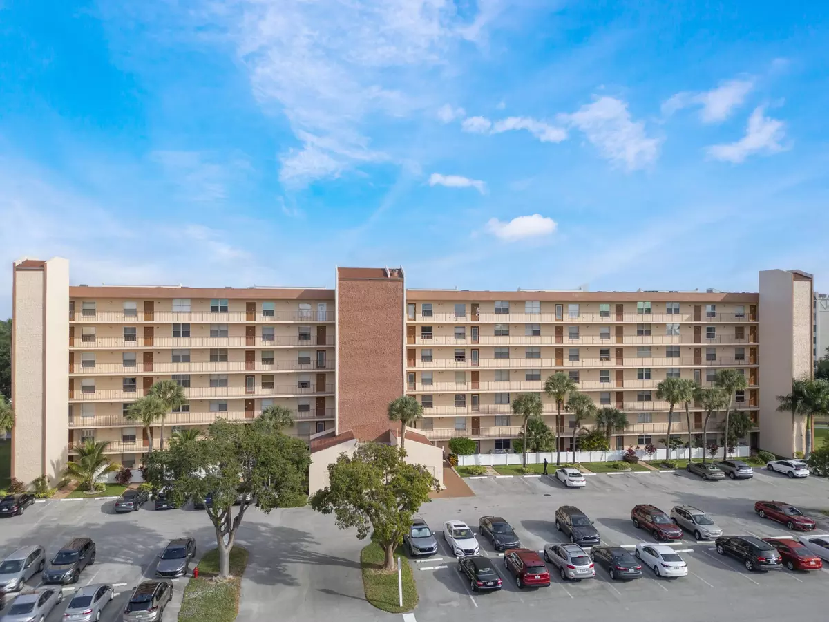 Delray Beach, FL 33446,14527 Bonaire BLVD 510