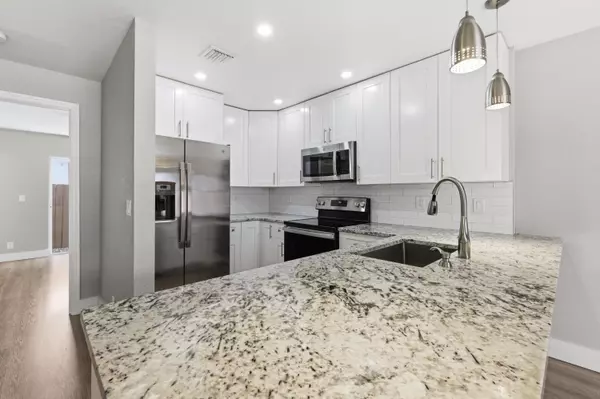 Palm Springs, FL 33406,401 W Cypress WAY