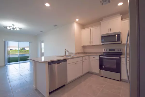 Port Saint Lucie, FL 34987,12152 Rimini WAY