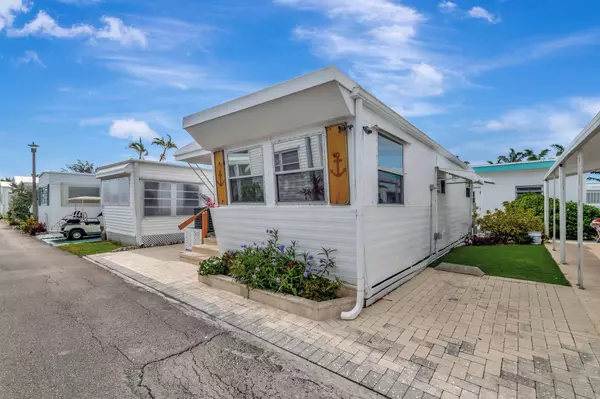 Briny Breezes, FL 33435,18 Juniper DR J