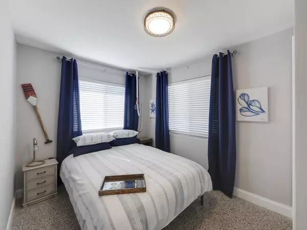 Singer Island, FL 33404,1258 Beach RD 1