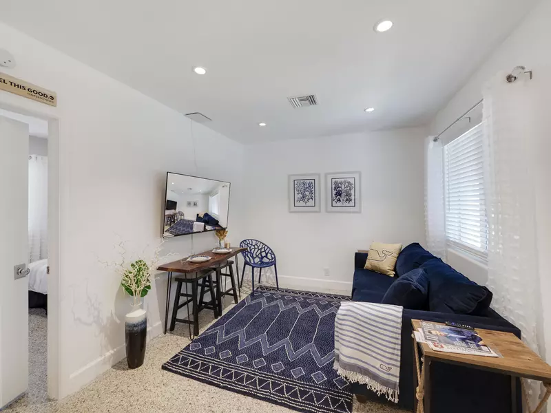 1258 Beach RD 5, Singer Island, FL 33404