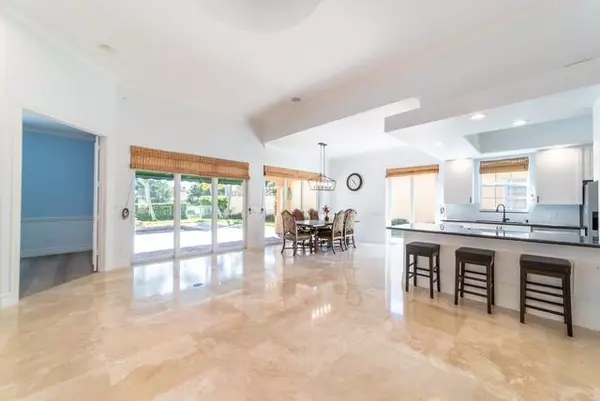 Palm Beach Gardens, FL 33418,4908 Grassleaf DR