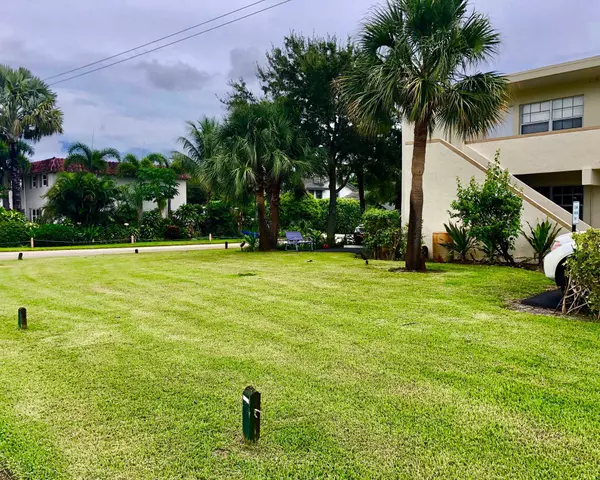 4670 NE 5th AVE 15, Boca Raton, FL 33431